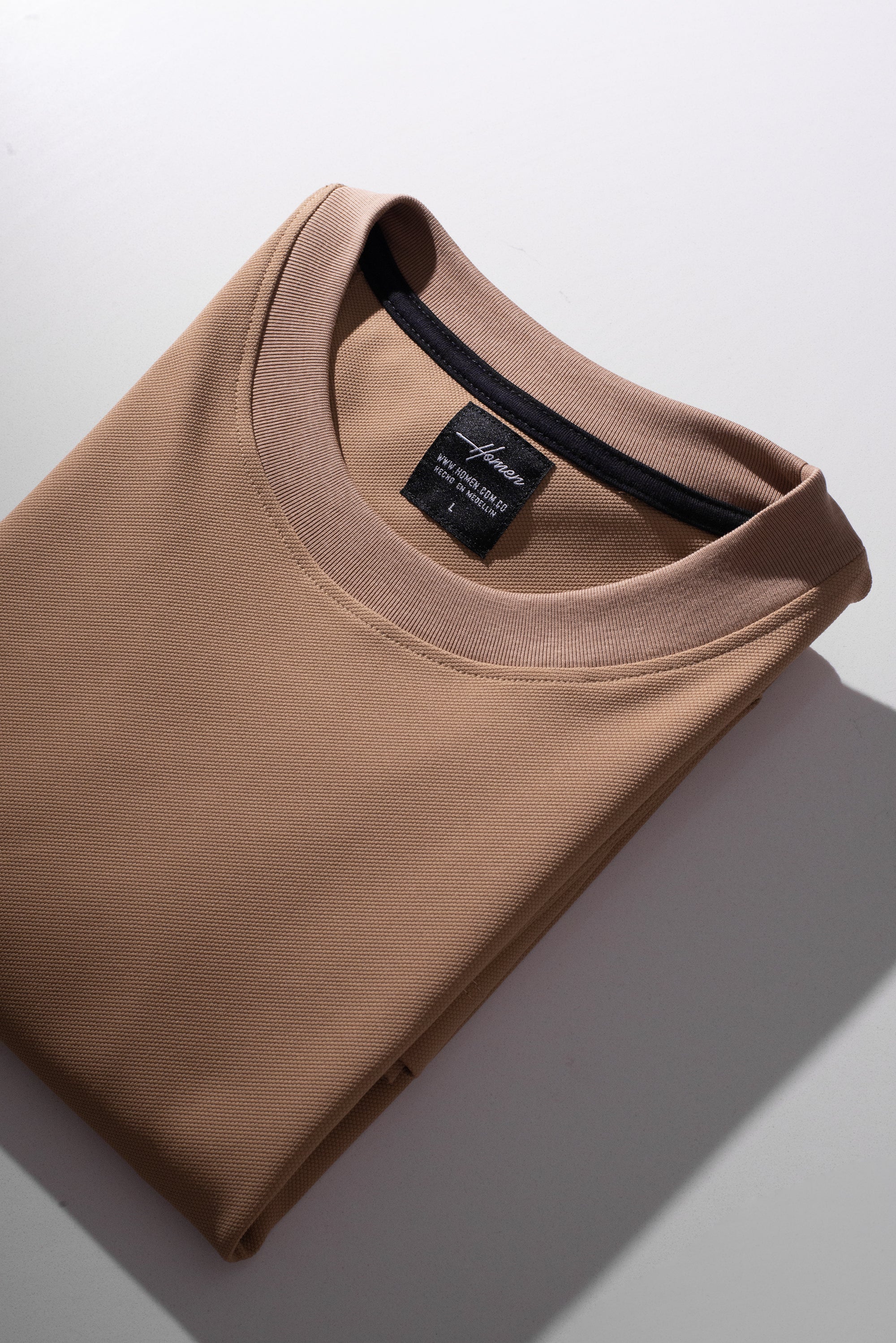 CAMISETAS OVERSIZE CON MINITEXTURA COCOA
