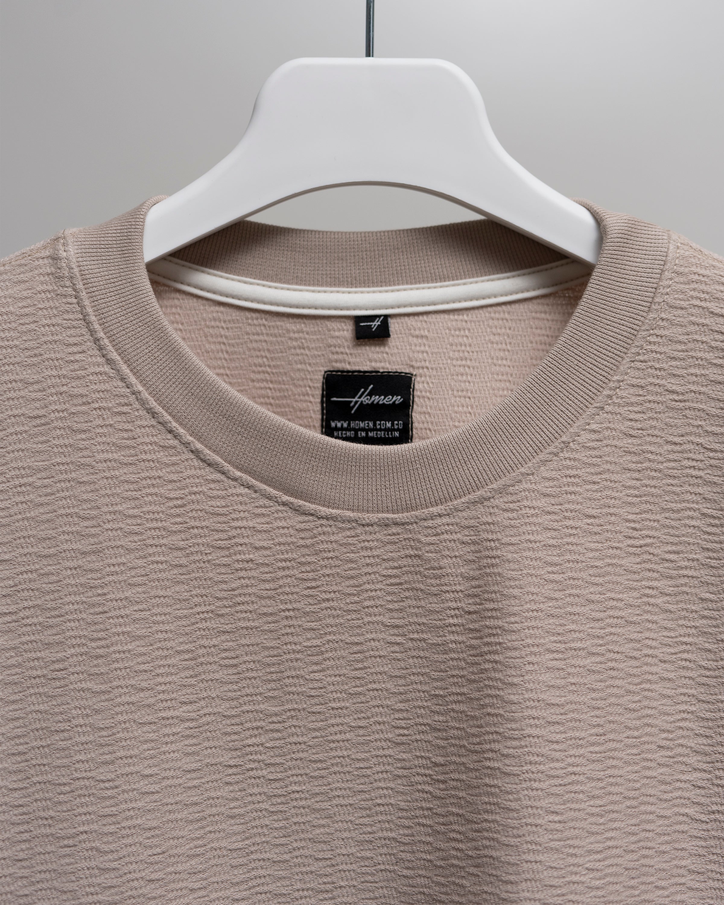 CAMISETA OVERSIZE COLOR BEIGE DASHIELY