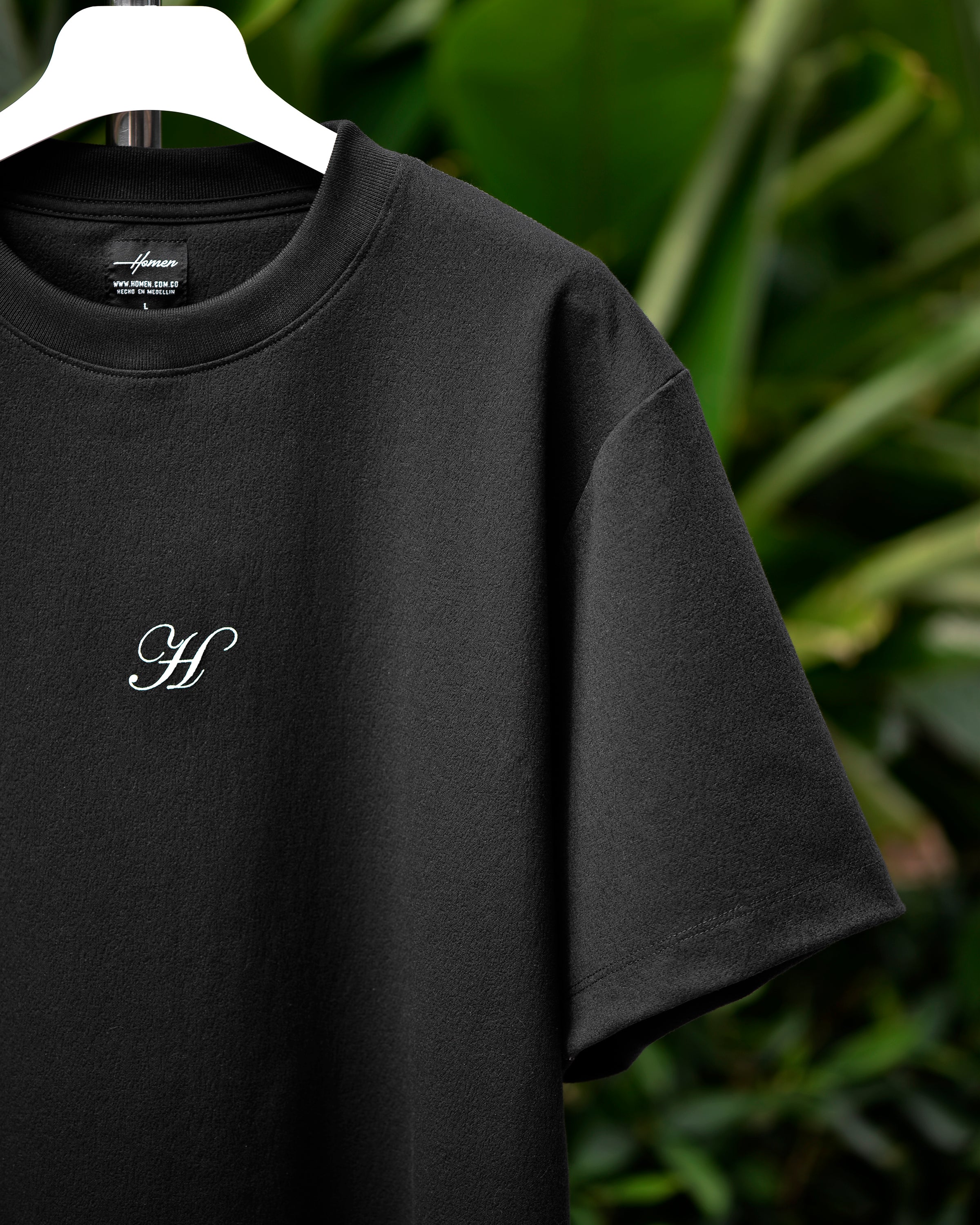 CAMISETA TEXTURIZADA MARMOL NEGRO