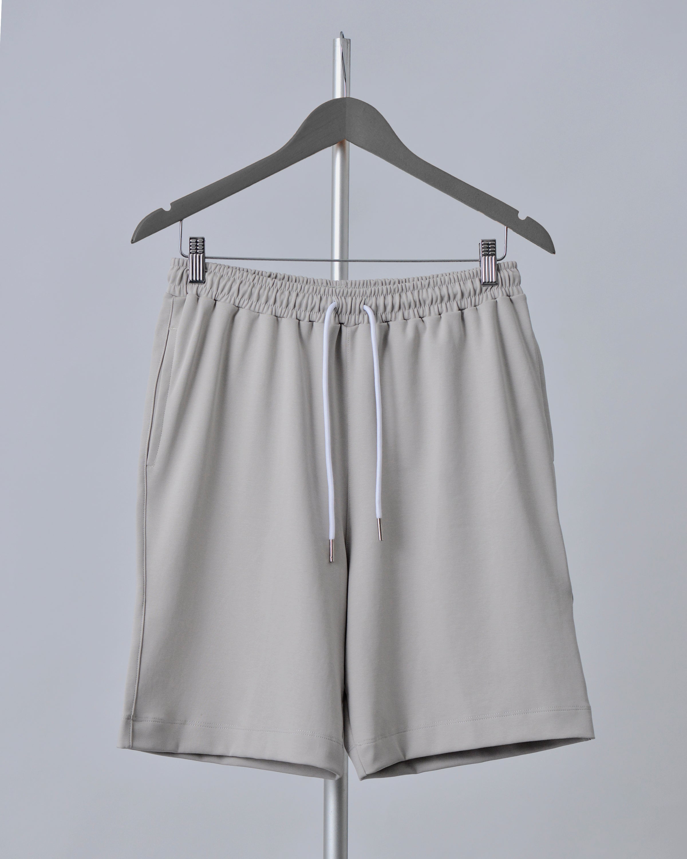 BERMUDA ULTRA PREMIUM COLOR GRIS CLARO