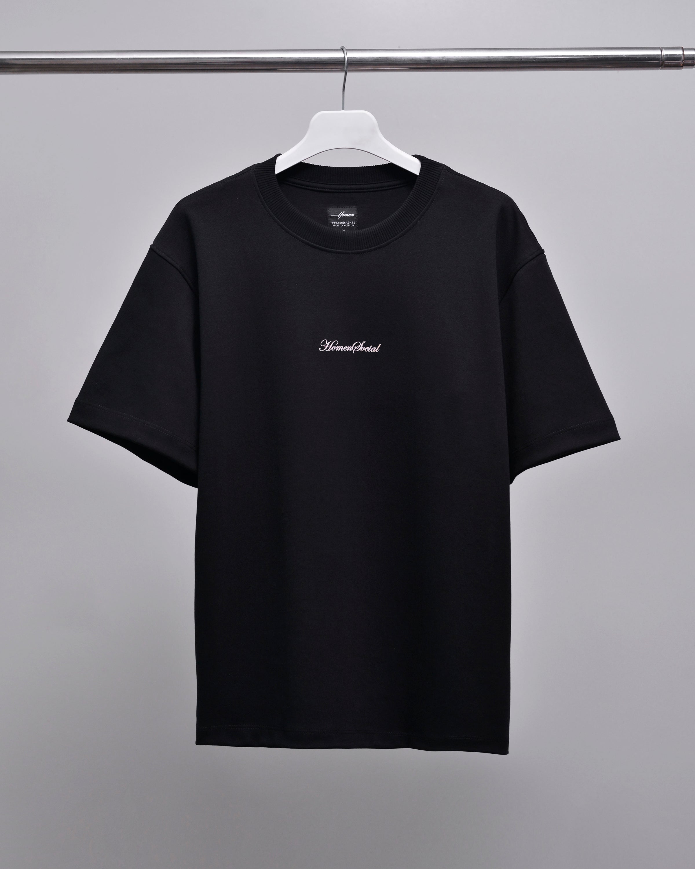 CAMISETA OVERSIZE RADIANCE NEGRO