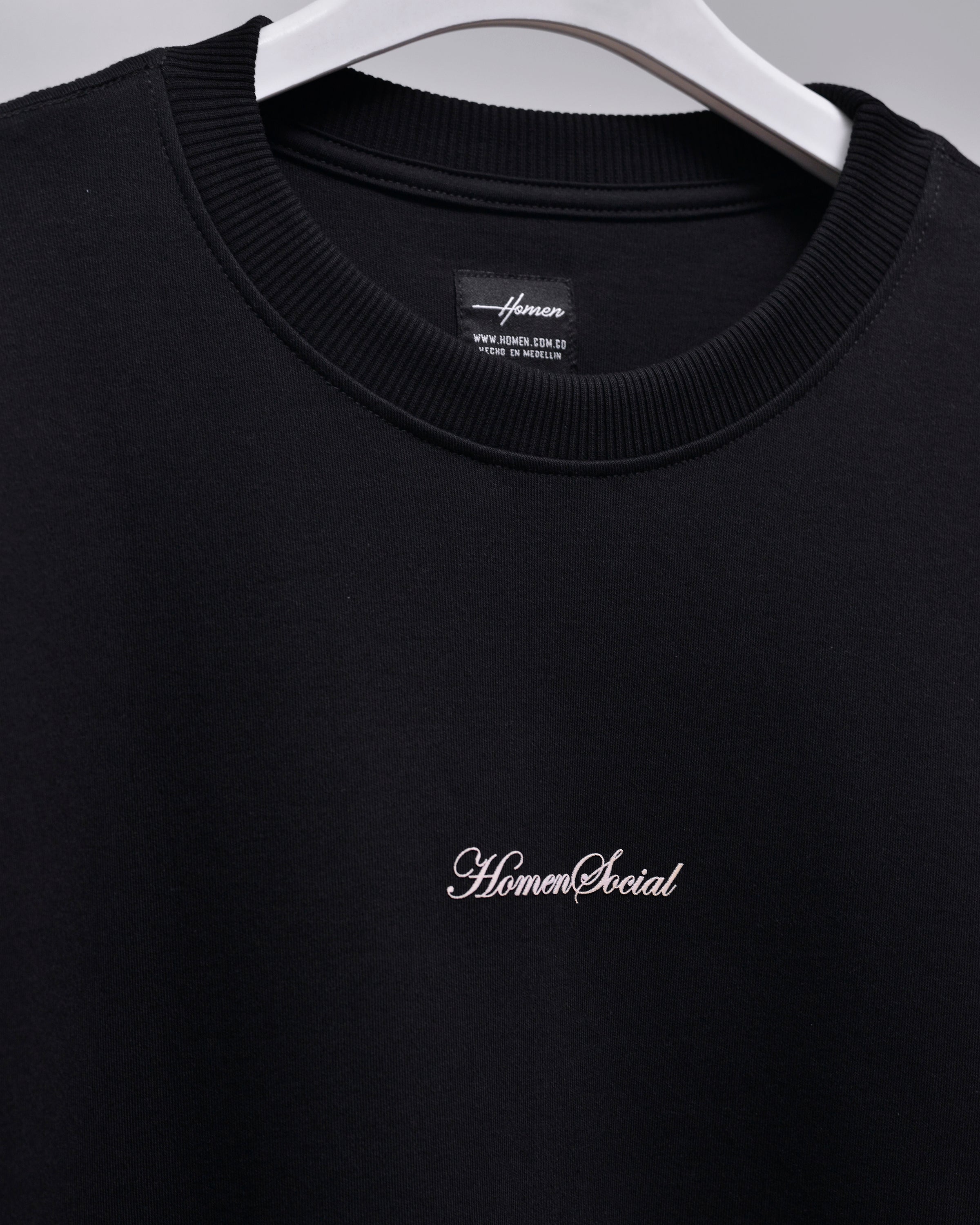 CAMISETA OVERSIZE RADIANCE NEGRO