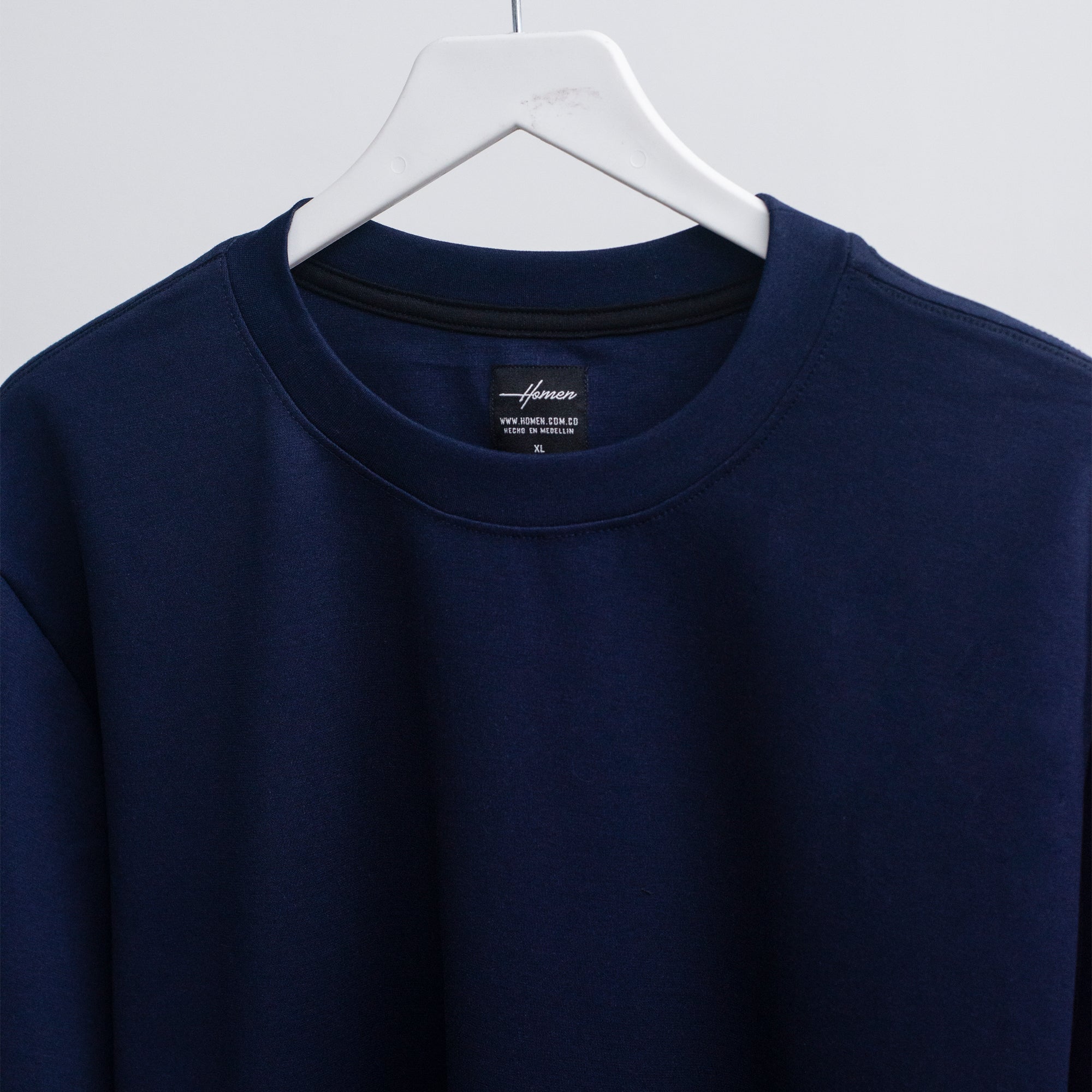 CAMISETA OVERSIZE ULTRA PREMIUM AZUL OSCURO
